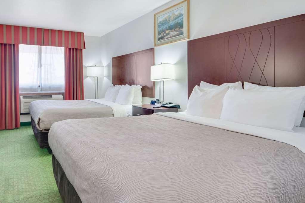 Quality Inn Belgrade Pokoj fotografie