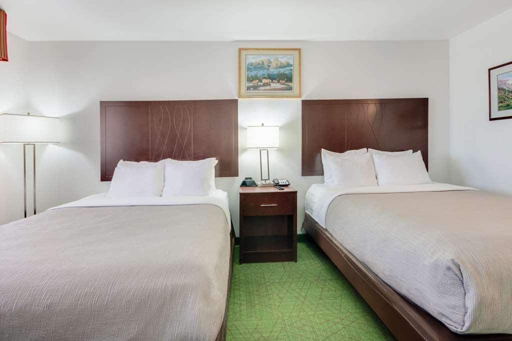 Quality Inn Belgrade Pokoj fotografie