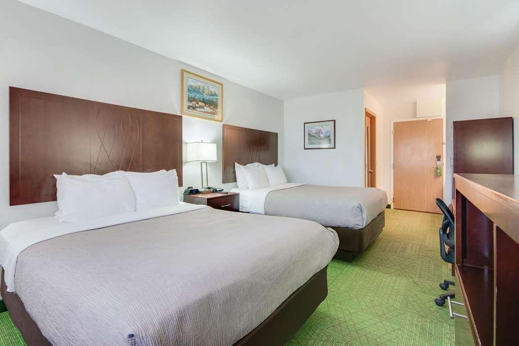 Quality Inn Belgrade Pokoj fotografie